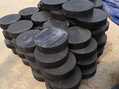 龙山区板式橡胶支座由若干层橡胶片与薄钢板经加压硫化